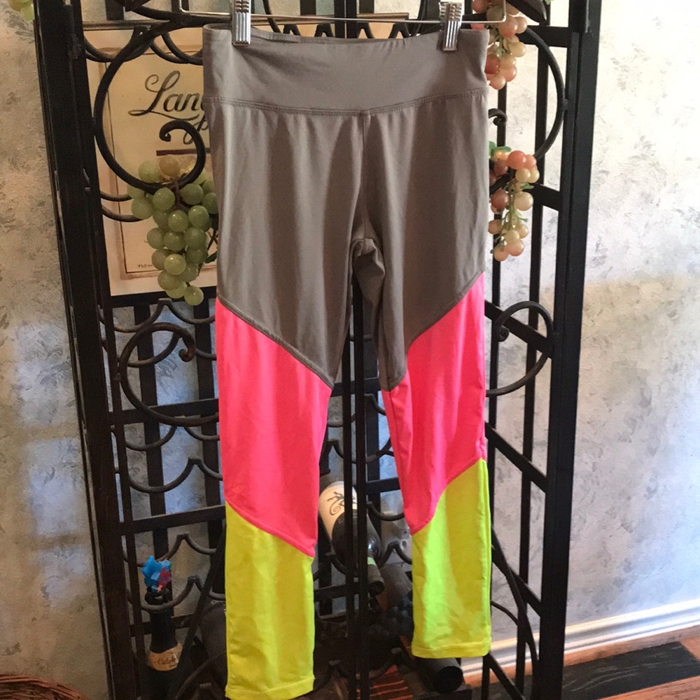 Capri Style Workout Leggings.